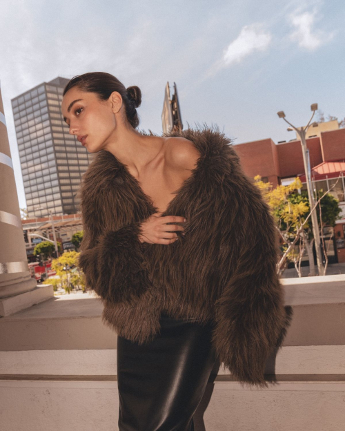 Sonya Starzhynska Instagram Photos, November 2025 5