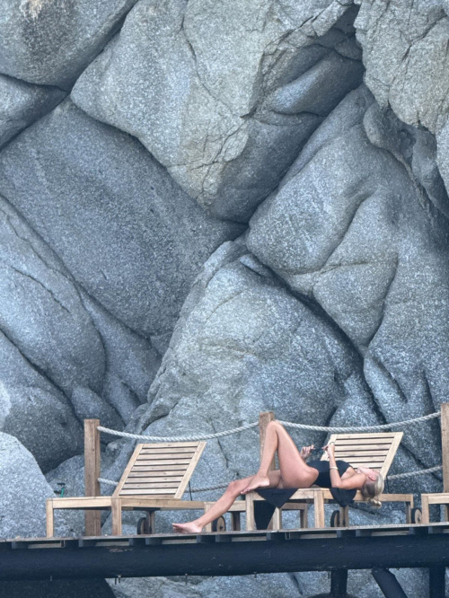 Sophia Luders Instagram photos and videos, November 2025 44