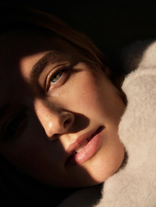 Svenja Jung Emotion Magazine, November 2025 4