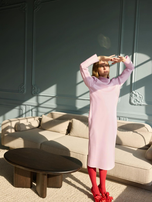 Svenja Jung Emotion Magazine, November 2025 7