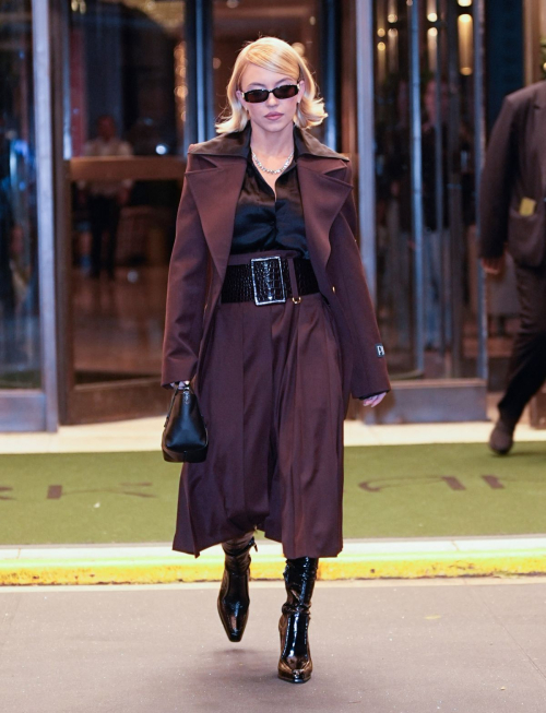 Sydney Sweeney arrives at Late Show New York, November 2025 4