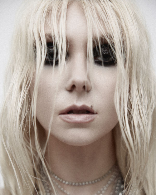 Taylor Momsen Numero Netherlands Digital, November 2025 12