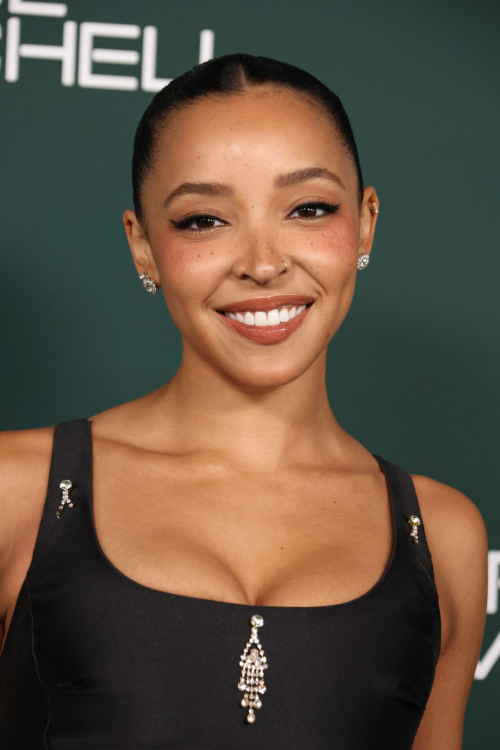 Tinashe at Baby2Baby Gala in West Hollywood, November 2025 5