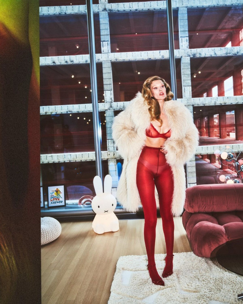 Toni Garrn for Mia Le Journal Magazine, Nov 2025