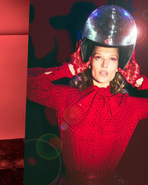 Toni Garrn for Mia Le Journal Magazine, Nov 2025 8