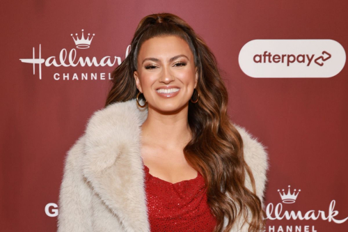 Tori Kelly Christmas At The Grove Tree Lighting Los Angeles, November 2023 6