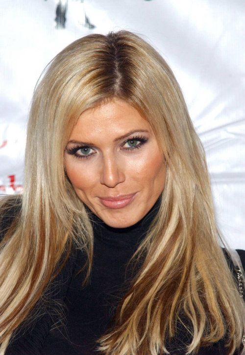 Torrie Wilson at Bench Warmer Trading Cards Holiday Gala Hollywood 2008 3