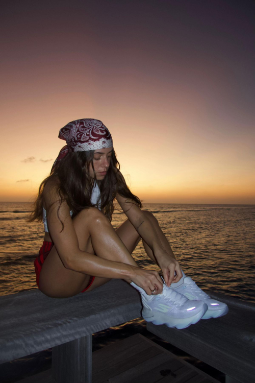 Vanessa Mai for Skechers at Patina Maldives, Nov 2025 3