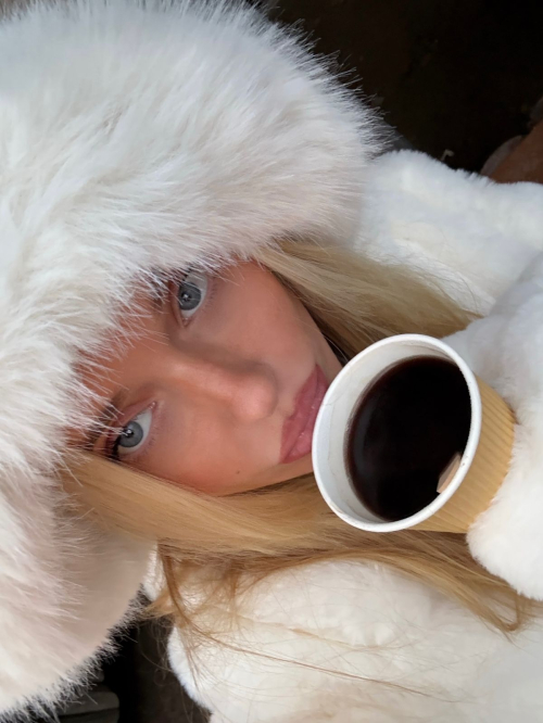 Victoria Turner Instagram Photos, November 2025 2