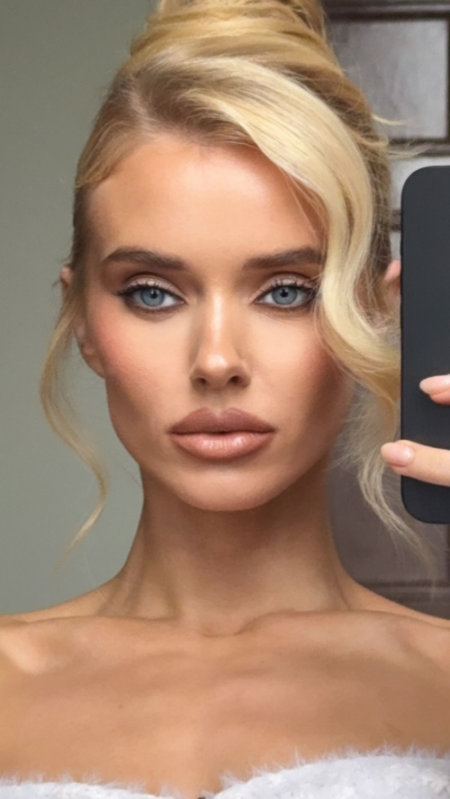 Victoria Turner Instagram Photos, November 2025 6