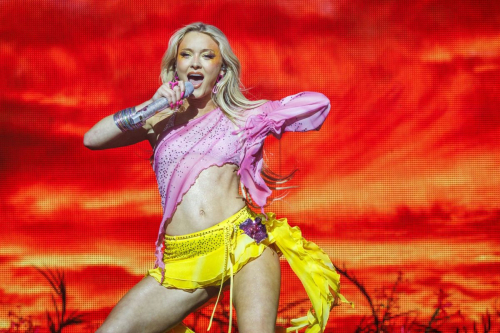 Zara Larsson performing in Oslo, November 2025 2