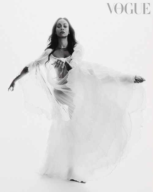 Zoe Saldana Vogue Mexico cover, December 2025 2