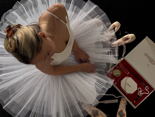 Alexis Ren for Sereia Jewelry Fall Winter Campaign, 2025 10