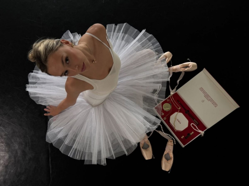 Alexis Ren for Sereia Jewelry Fall Winter Campaign, 2025 11