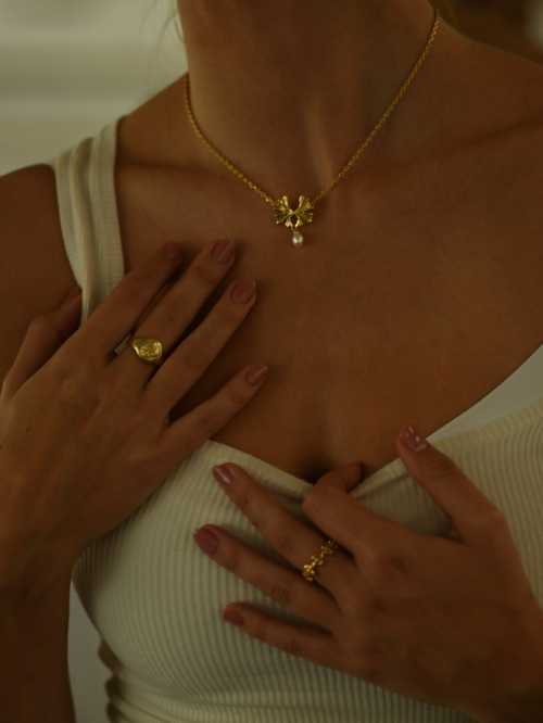 Alexis Ren for Sereia Jewelry Fall Winter Campaign, 2025 6