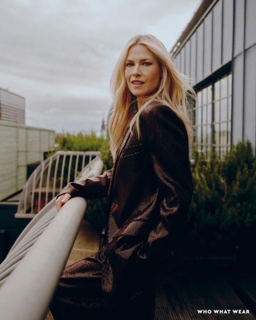 Ali Larter Posts Latest Instagram Pictures, December 2025 14
