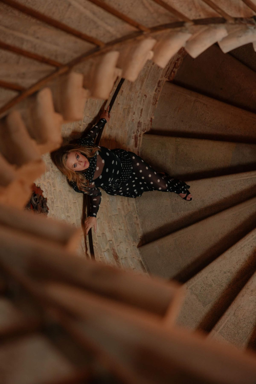 Alicia Silverstone in The Italian Reve Magazine, December 2025 11