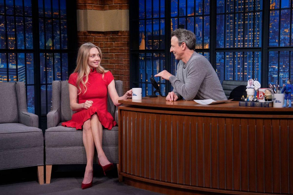 Amanda Seyfried Appears on Late Night with Seth Meyers, December 2025 1
