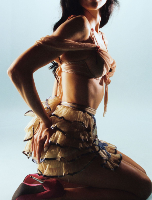 Amelia Hamlin for The Face Magazine Winter Issue, 2025 5