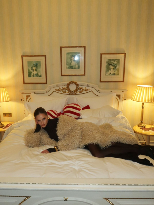 Anna Maria Olbrycht Instagram Style Update, December 2025 11