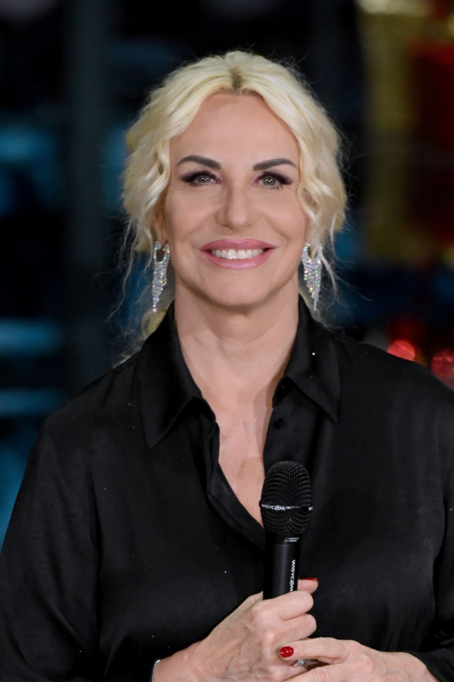Antonella Clerici at Rai 1 Christmas Dinner Event, December 2025 1