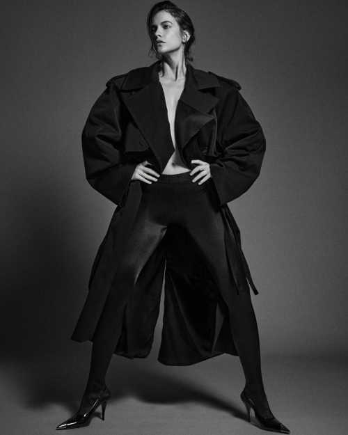 Barbara Palvin Featured in Revista De Milenio Issue, December 2025 12