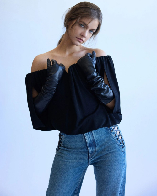 Barbara Palvin Featured in Revista De Milenio Issue, December 2025 17