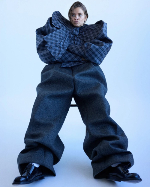 Barbara Palvin Featured in Revista De Milenio Issue, December 2025 6