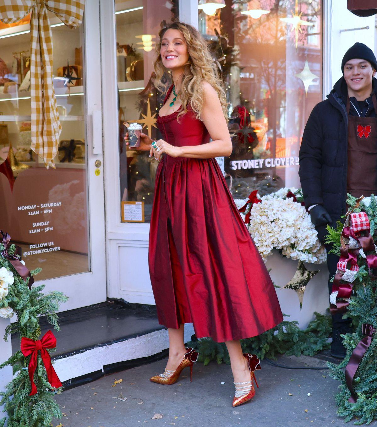 Blake Lively Shops at Stone Clover Lane in NYC, December 2025 9