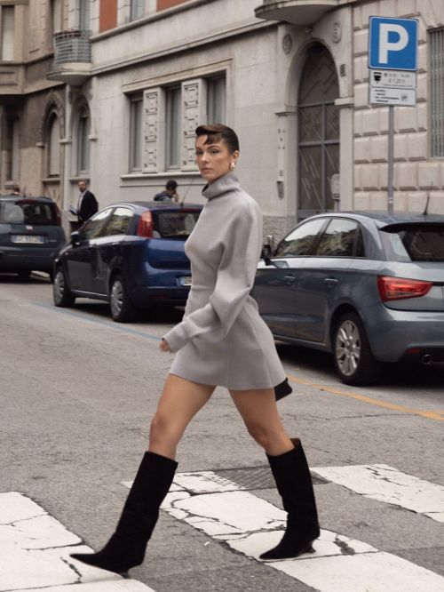 Carmella Rose Shares Instagram Photo Update, December 2025 15