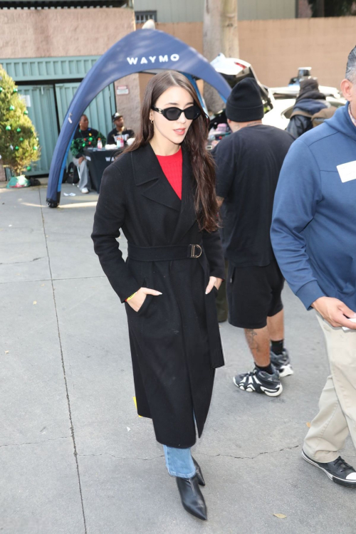 Caylee Cowan Attends Hope The Mission Christmas Event, 2025 2