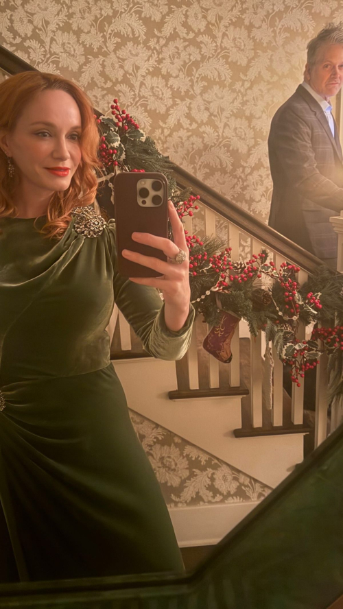 Christina Hendricks New Instagram Pictures, December 2025 6