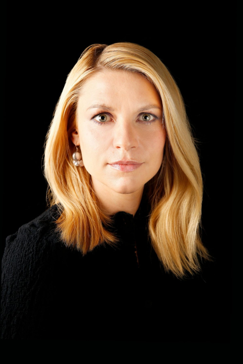 Claire Danes Featured in Los Angeles Times, 2016