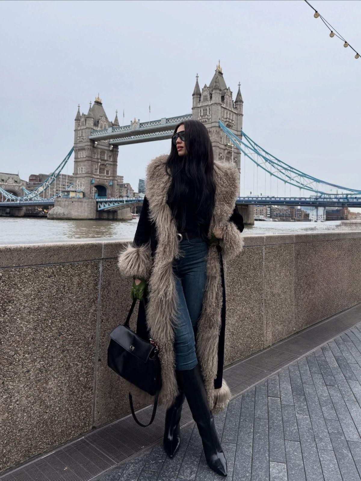 Daria Zaritskaya Shares Instagram Photos, December 2025 2