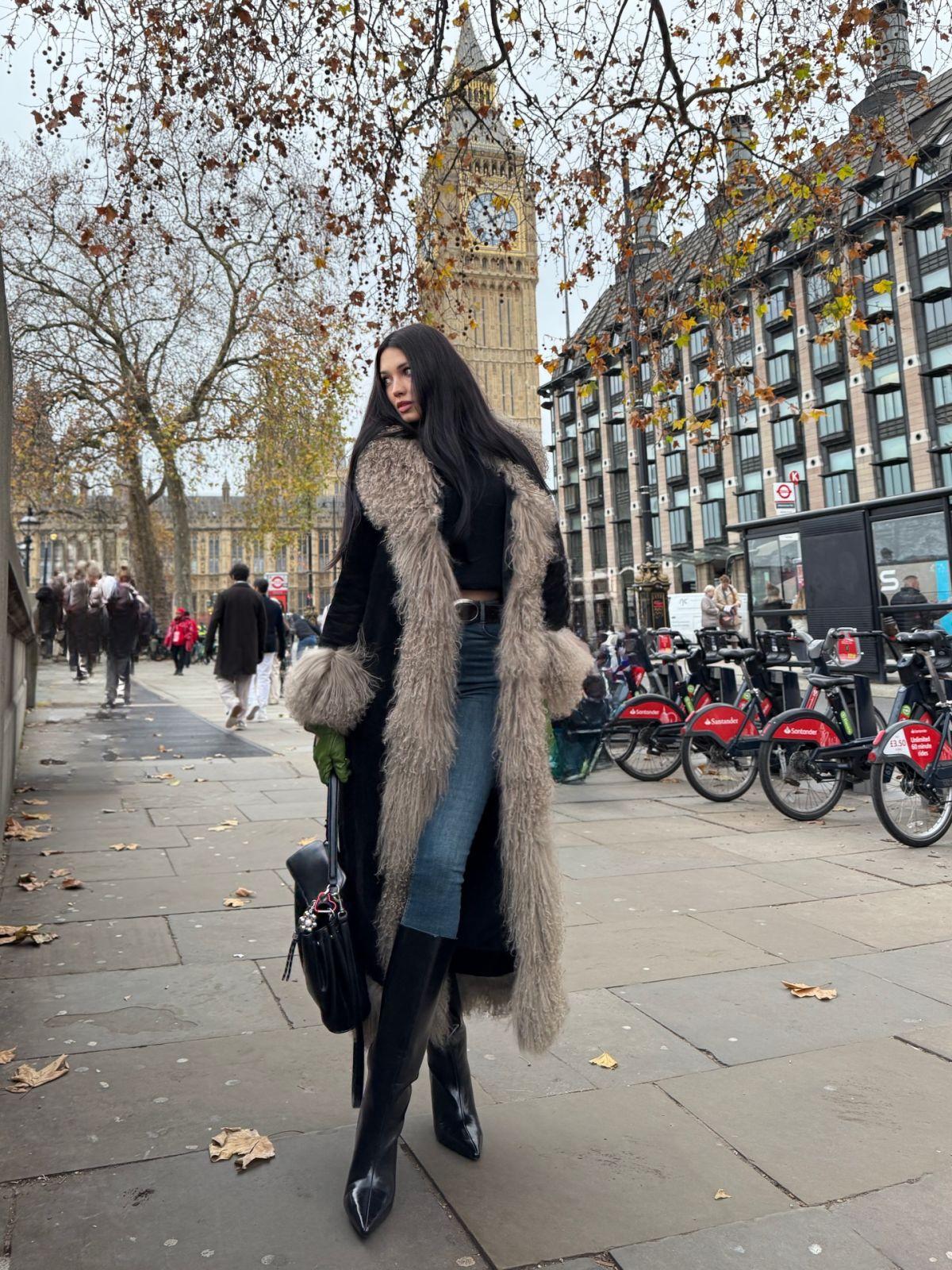 Daria Zaritskaya Shares Instagram Photos, December 2025 8