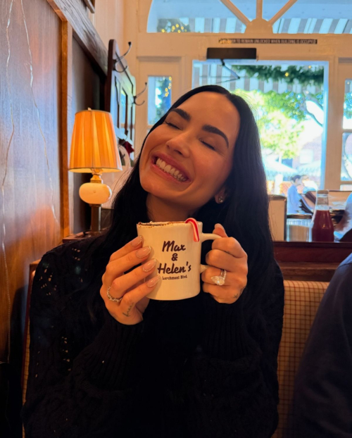Demi Lovato Latest Instagram Style Update, December 2025 2