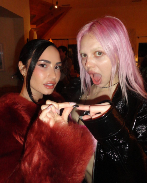 Demi Lovato Latest Instagram Style Update, December 2025 4