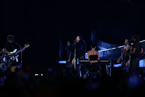 Dua Lipa Performs at Mexico Radical Optimism Tour, December 2025 1