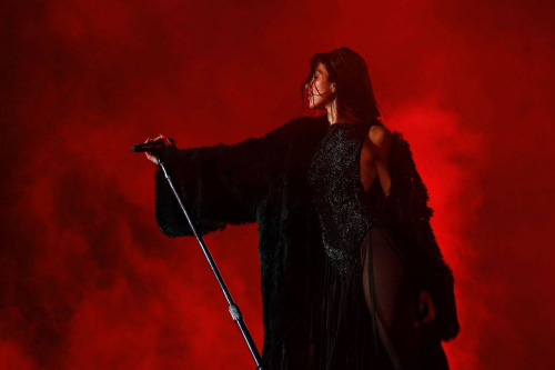 Dua Lipa Performs at Mexico Radical Optimism Tour, December 2025 7