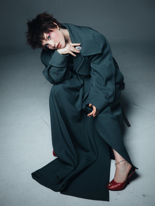 Ella Anderson Featured in Numero Netherlands, December 2025 12