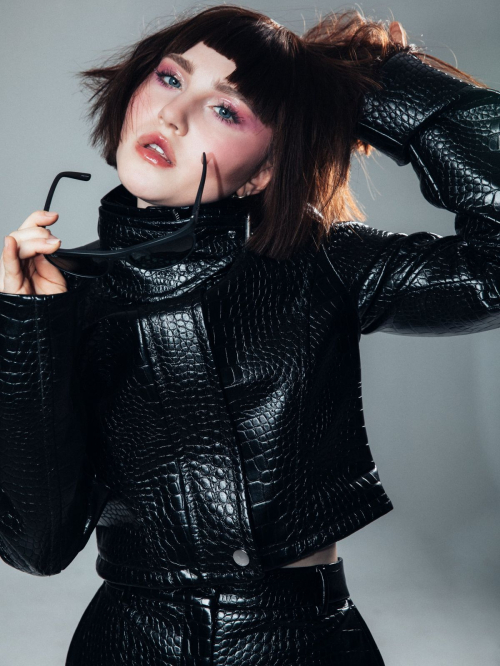 Ella Anderson Featured in Numero Netherlands, December 2025 7