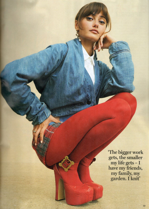 Ella Purnell Featured in Radiotimes Magazine, December 2025 3