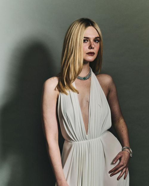 Elle Fanning Gotham Awards Portrait Studio, December 2025 2