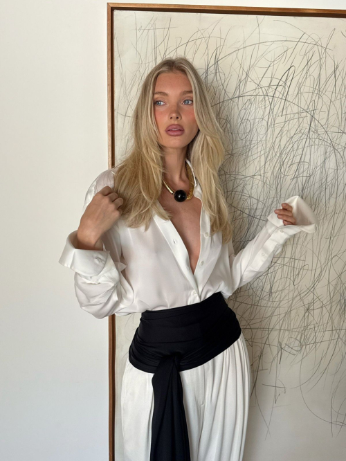 Elsa Hosk Posts New Instagram Photos, December 2025 14
