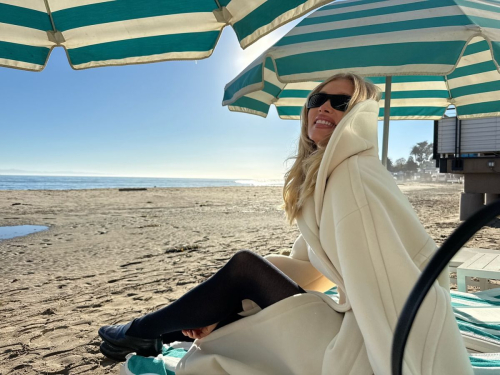 Elsa Hosk Posts New Instagram Photos, December 2025 8