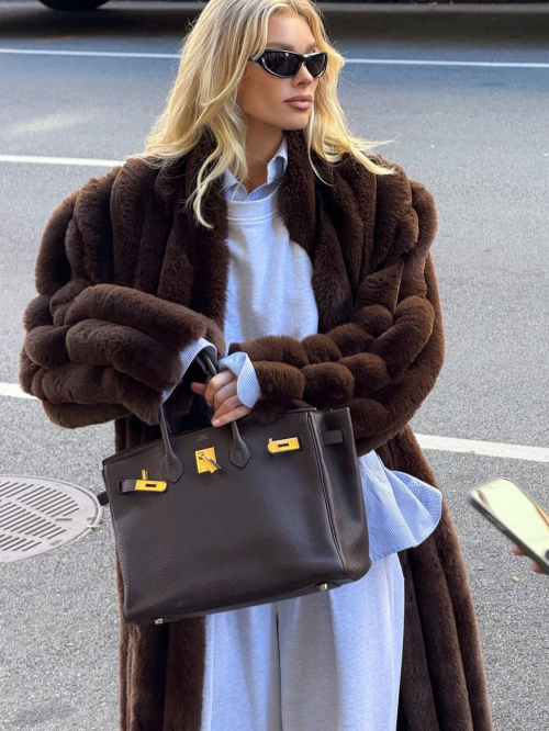 Elsa Hosk Shares New Instagram Photos, December 2025 13