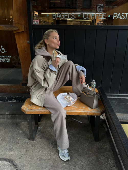 Elsa Hosk Shares New Instagram Photos, December 2025 14