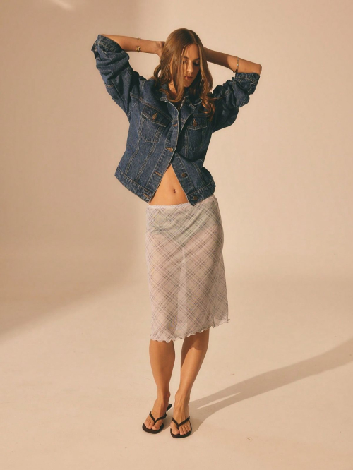 Emily Feld Models for Aralina Clothing, December 2025 27