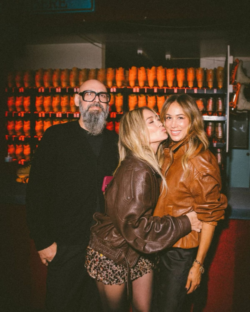 Hilary Duff Posts Instagram Photos and Video Update, December 2025 8