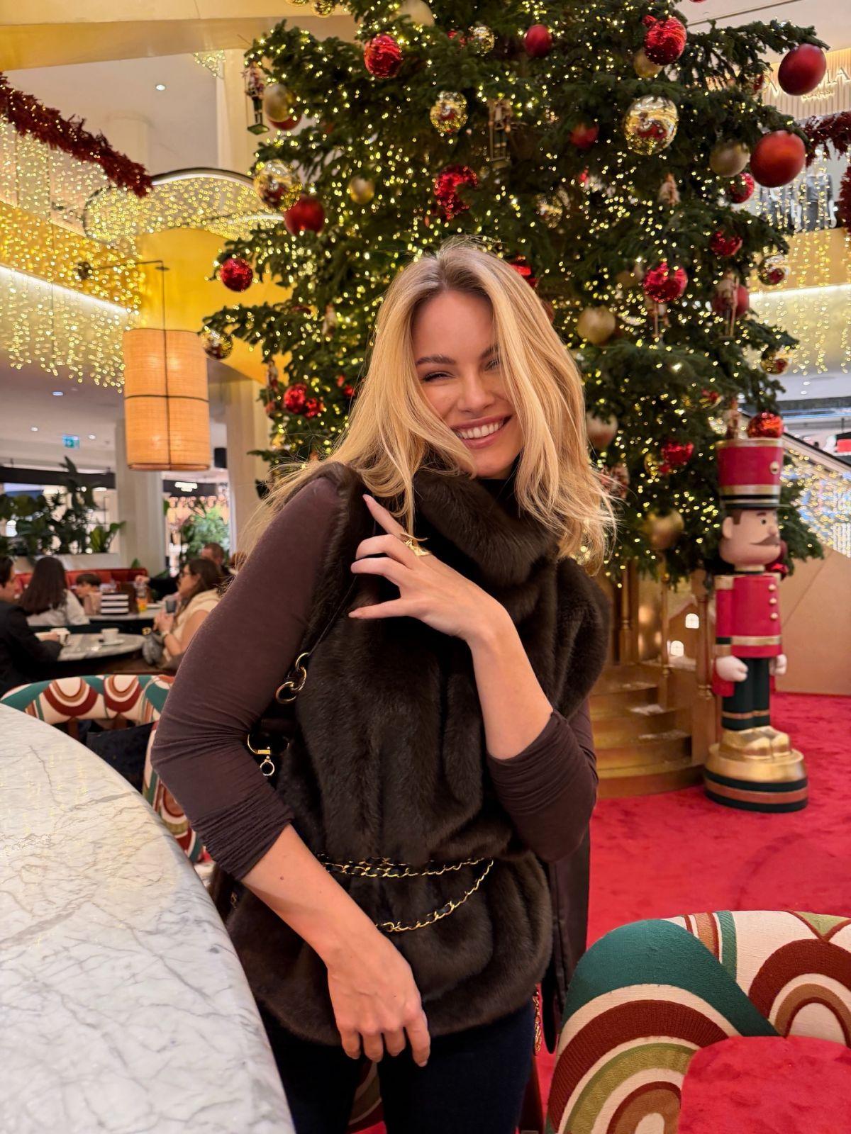 Ilona Arsentieva Instagram Photos, December 2025 2